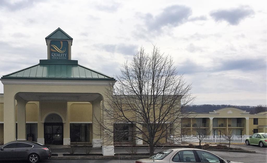 Quality Inn & Suites Danville Kültér fotó