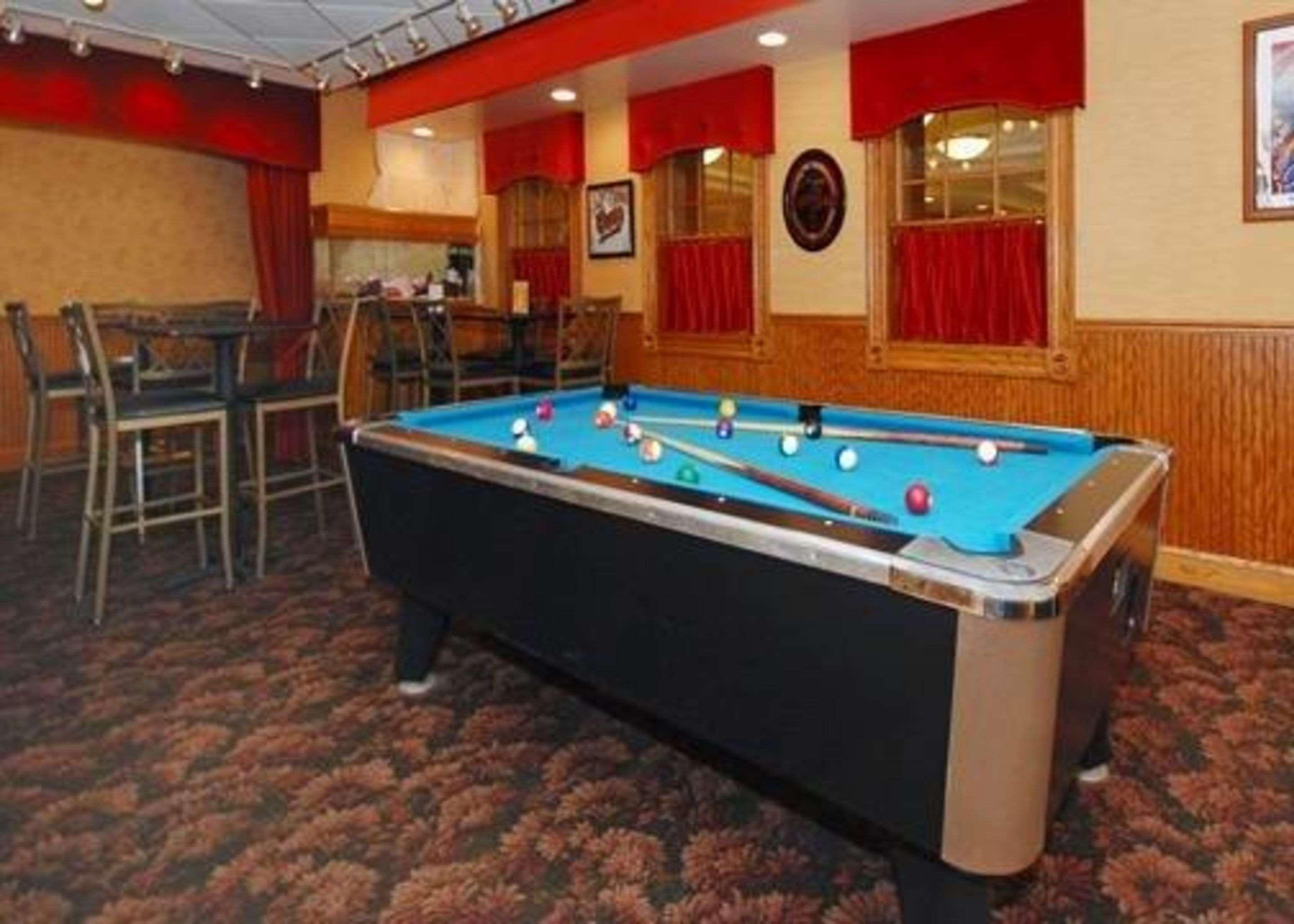 Quality Inn & Suites Danville Kültér fotó